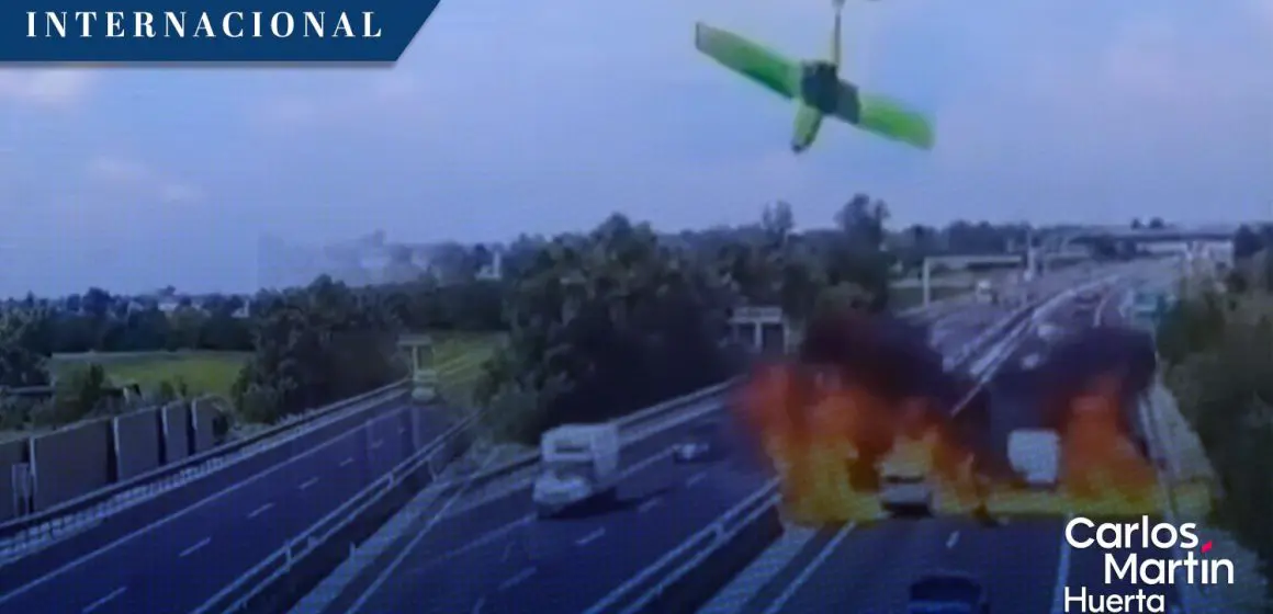 Avioneta se estrella sobre autopista de Italia; hay dos muertos