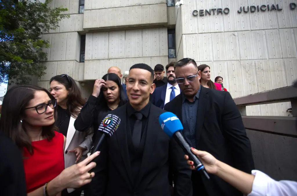 Daddy Yankee demanda a su exesposa ante el Tribunal Federal de Puerto Rico por 12 millones de dólares 2 Daddy Yankee demanda a su exesposa ante el tribunal de Puerto Rico por 12 millones de dolares 3