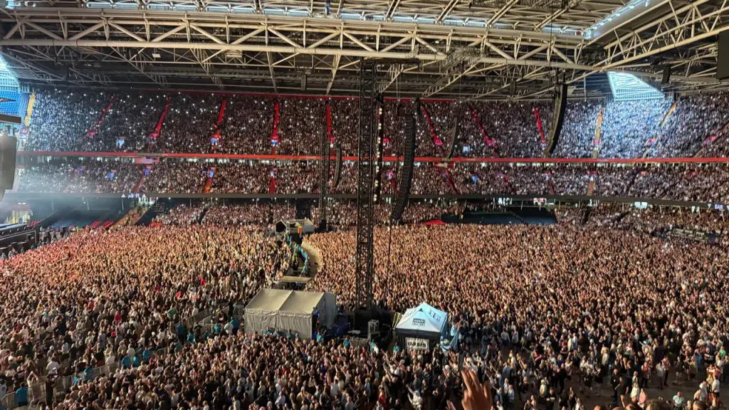 Denuncian a joven por planear ataque en concierto de Oasis; tenía manuales de Al Qaeda 2 Denuncian a joven por planear ataque en concierto de Oasis tenia manuales de Al Qaeda 3