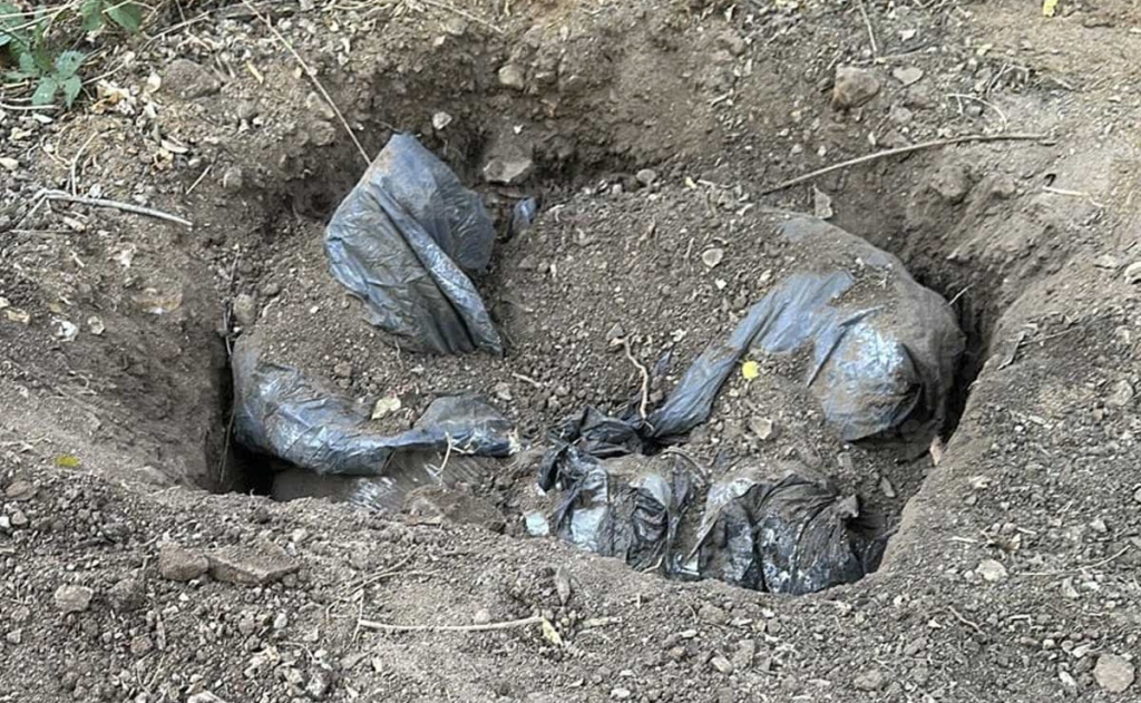 Encuentran presunta fosa clandestina en Los Reyes de Juárez 2 Encuentran fosa clandestina en Los Reyes de Juarez 4