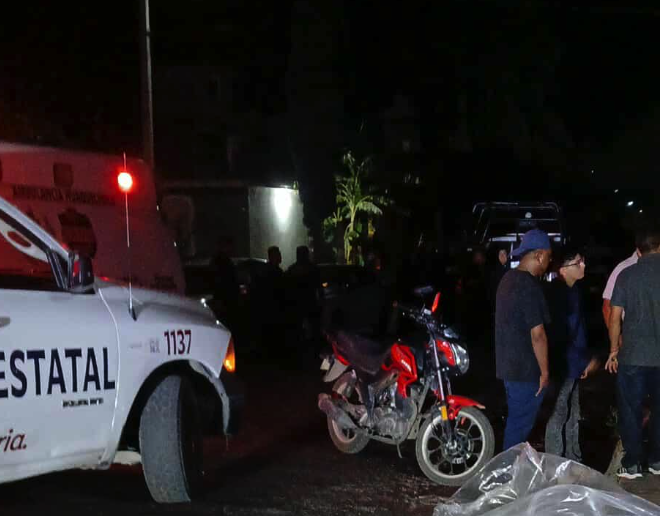 ¡Indignación en Huaquechula! Patrulla estatal atropella a motociclista 2 Huaquechula motociclista.54