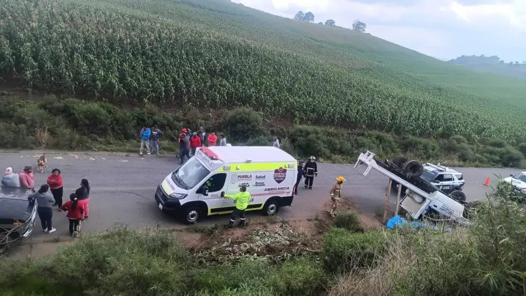 Tragedia en Chalchicomula: Hombre muere tras volcadura de camioneta en carretera a Ciudad Serdán 1 IMG 1318 1