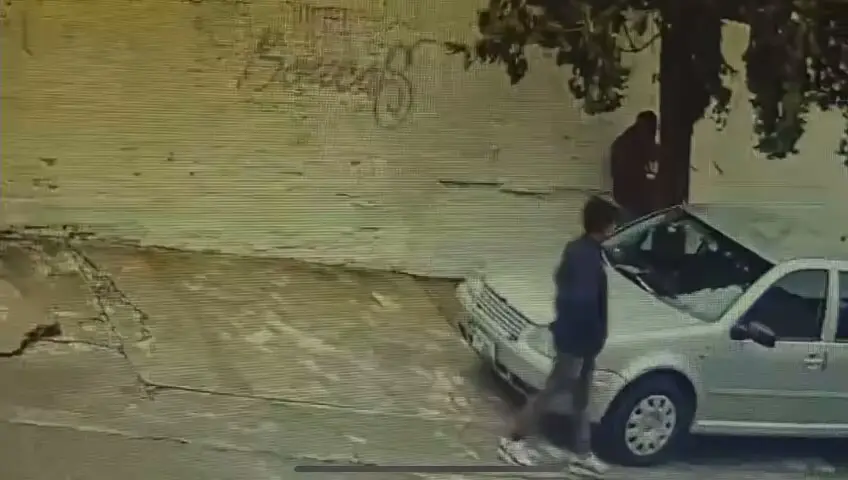 Intento de secuestro con disparos sacude el Mercado Xonaca 2 Intento de secuestro con disparos sacude el Mercado Xonaca 3