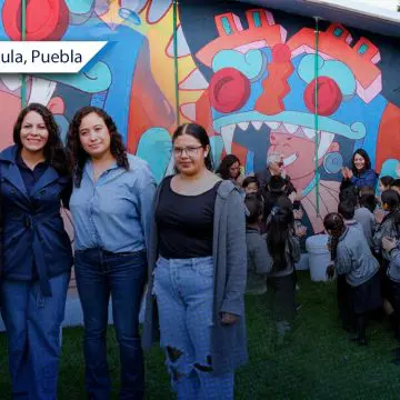 Lupita Cuautle entrega sistema de captación pluvial a primaria en San Andrés Cholula