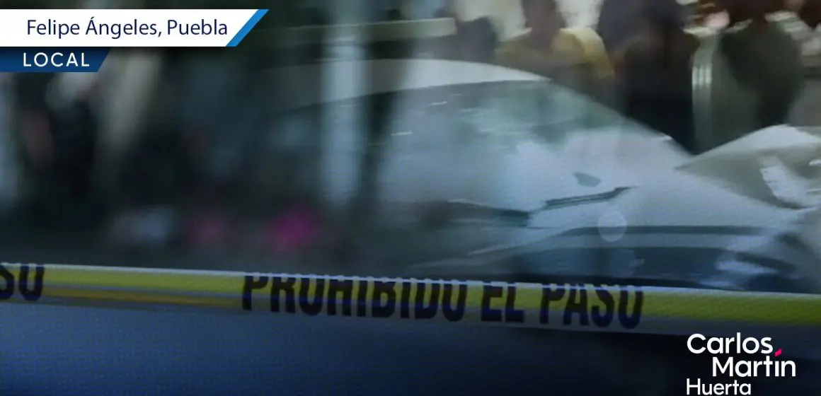 Patrulla se estrella contra vivienda en General Felipe Ángeles; hay 2 policías heridos