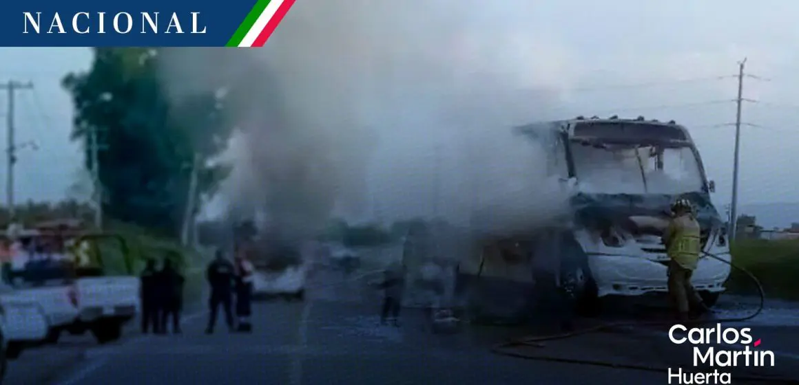 Indignación en Salamanca: Comando armado incendia transporte público de Guanajuato