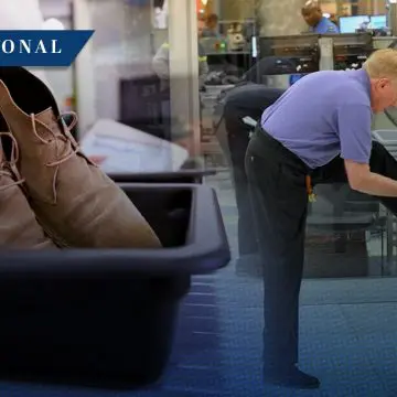 EE. UU. dejará de exigir quitarse los zapatos en controles de seguridad aeroportuaria