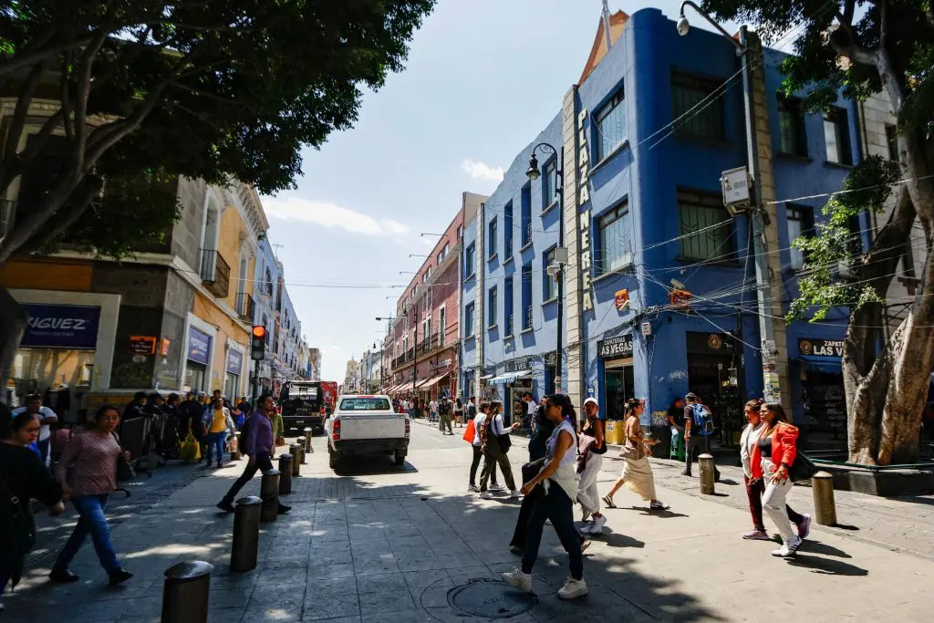 Reapertura de vialidades en el Centro Histórico de Puebla; tras operativo contra ambulantes 1 calle 5 de mayo sin ambulantes 676869
