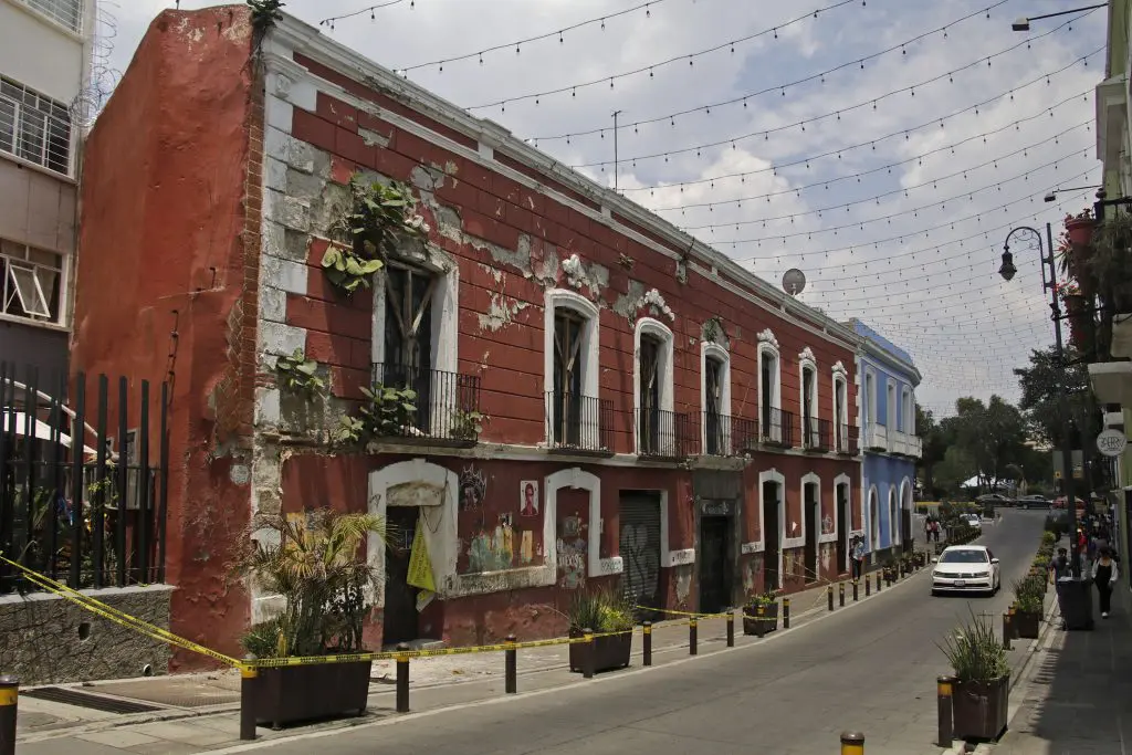 Sexoservidoras ya no trabajarán en casonas por seguridad: Segom 1 casona en mal estado 582973