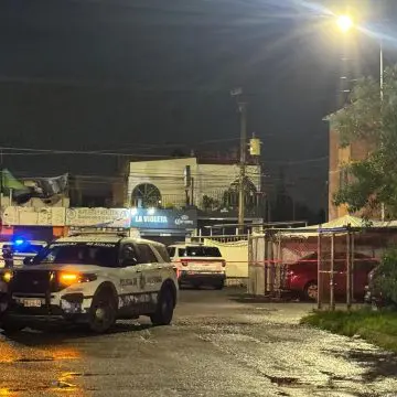 Asesinan a balazos a dueño de negocio de comida en infonavit San Ramón, Puebla