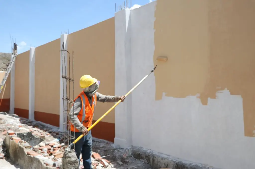Monitoreo y atención a daños menores en 76 inmuebles escolares por lluvias 1 escuela 2