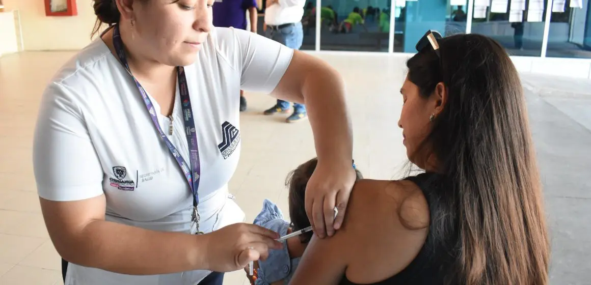 Jornada intensiva de vacunación contra el sarampión en Chihuahua; más de 3,400 casos