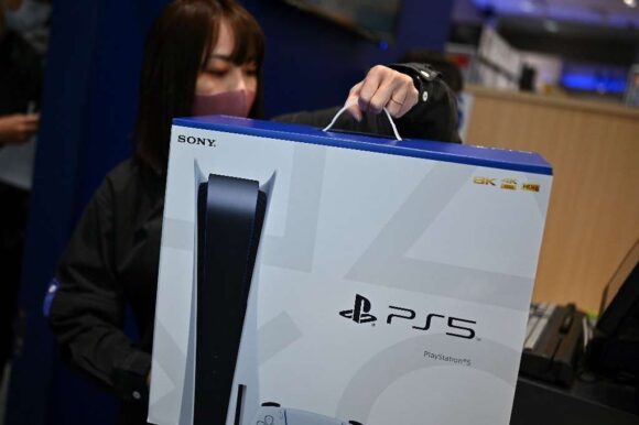 La nueva PlayStation sale a la venta dos días después que la Xbox