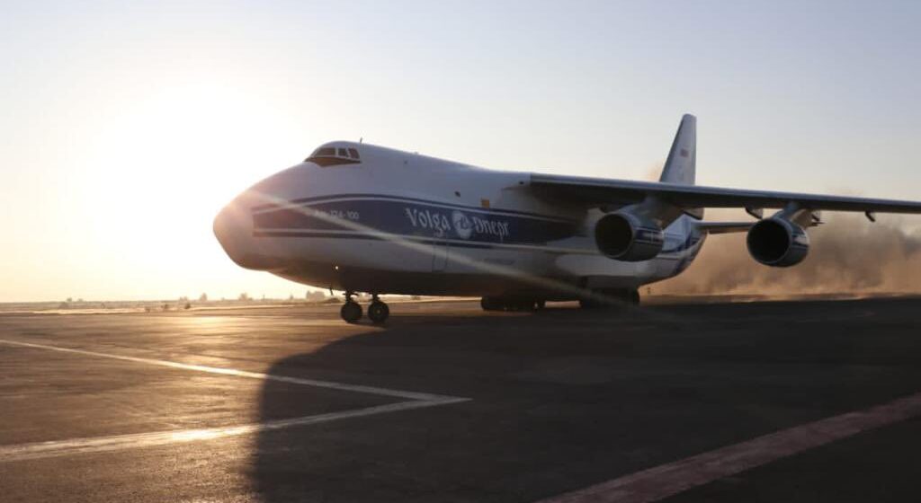 Aterriza el Antonov en Puebla