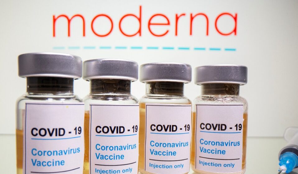 Moderna pide autorización para aplicar cuarta dosis de vacuna en
