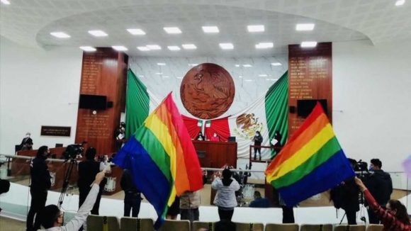 Aprueban en Tlaxcala matrimonio igualitario