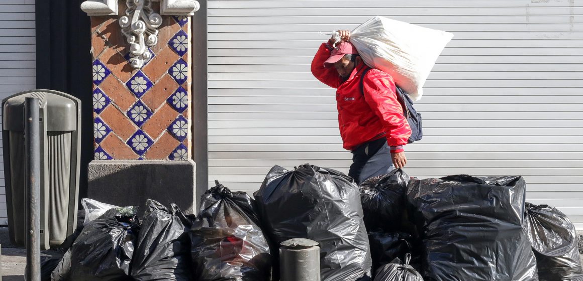 (VIDEO) Gran cantidad de basura en las calles de la ciudad