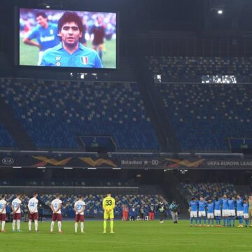 Napoli rebautiza su estadio como “Diego Armando Maradona”