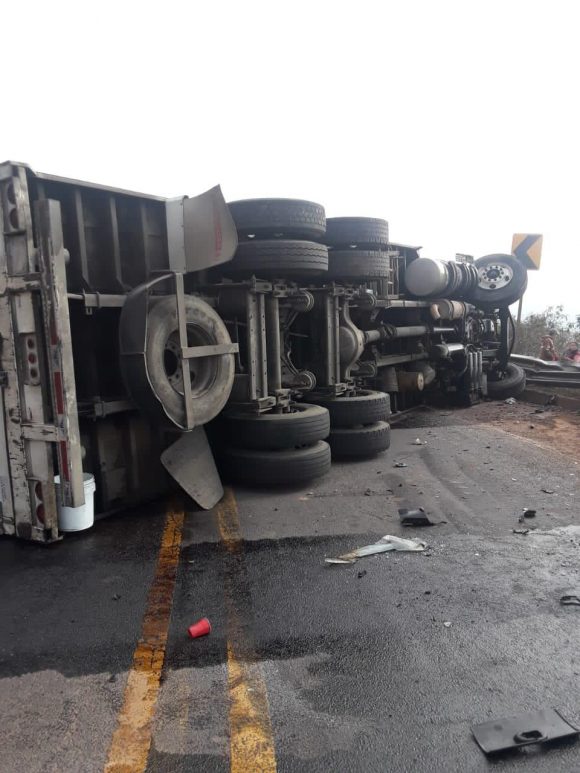 Deja dos muertos accidente automovilístico en Coacoyunga, en Chignahuapan