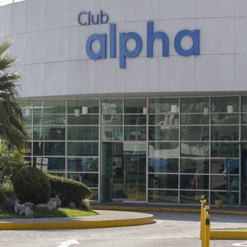 Cierra Club Alpha 4 por crisis económica
