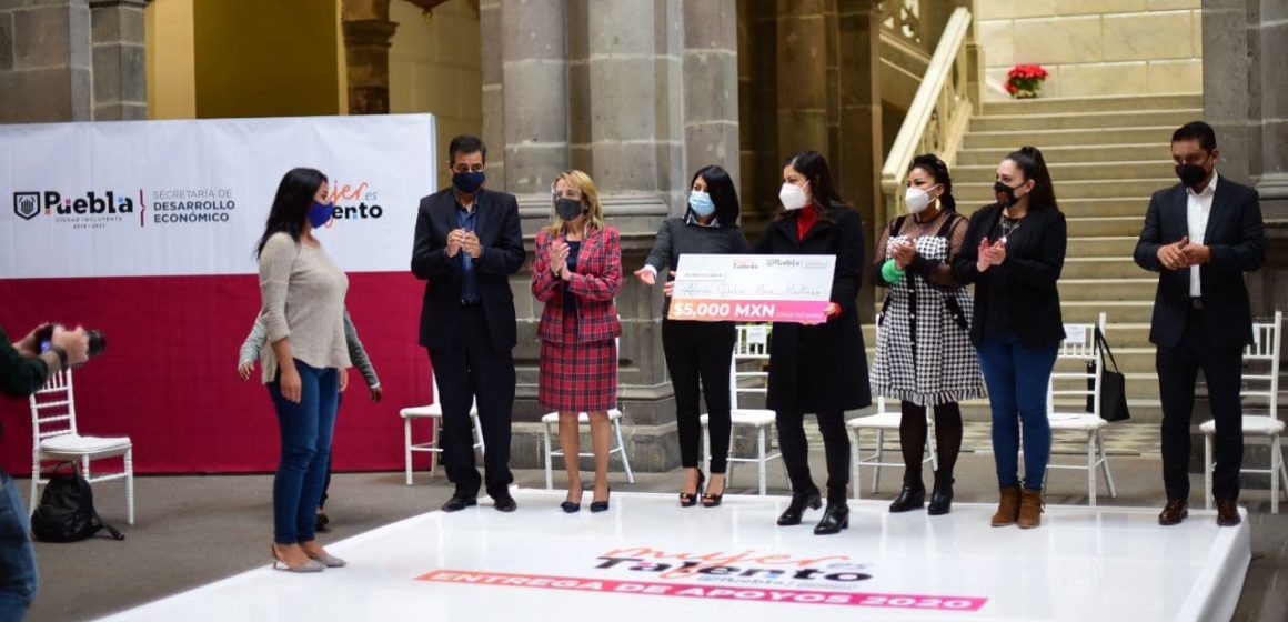 Ayuntamiento de Puebla impulsa autonomía económica de mujeres con capacitación laboral