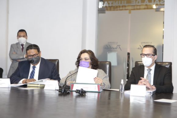 Acuden representantes, en lugar de la presidenta municipal, Claudia Rivera, a comparecencia en Comisión del Congreso del Estado
