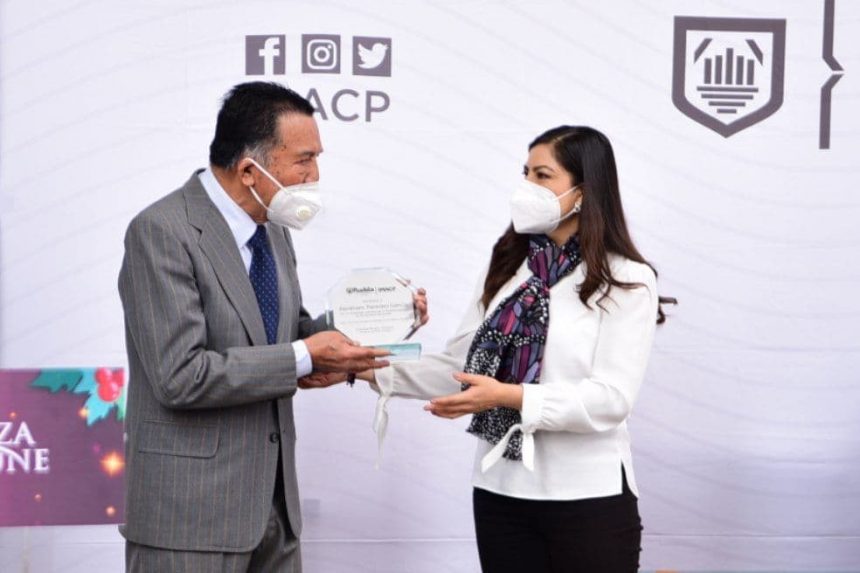 FOTO1 Ayuntamiento de Puebla inaugura exposición fotográfica en homenaje al artista poblano, Abraham Paredes