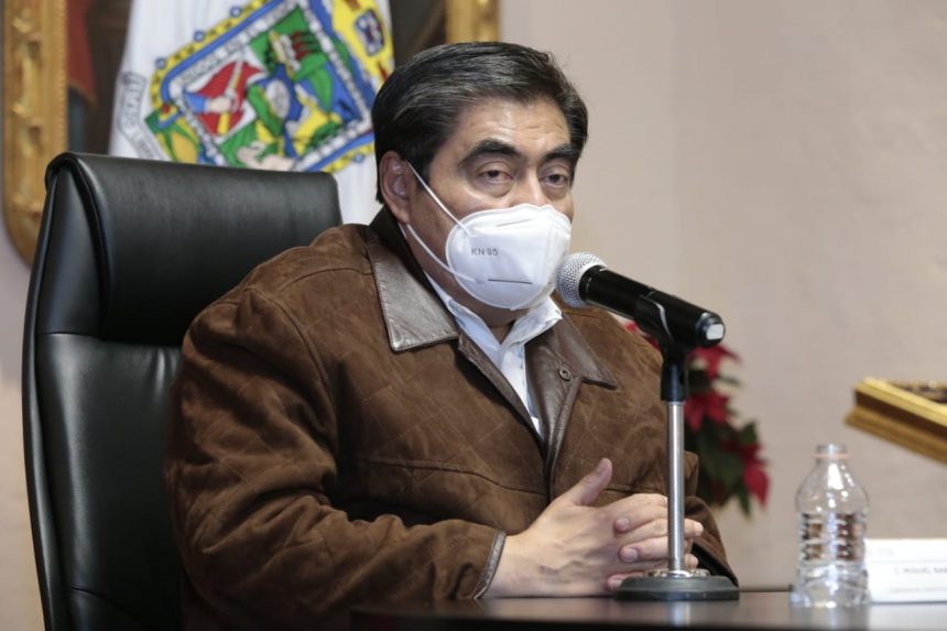Gobernador Ayuntamiento de Puebla, autoridad ausente ante crisis sanitaria en la capital: Barbosa
