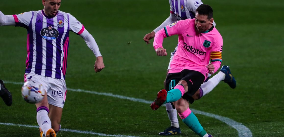El Barcelona venció al Valladolid y Messi superó a “Pelé”