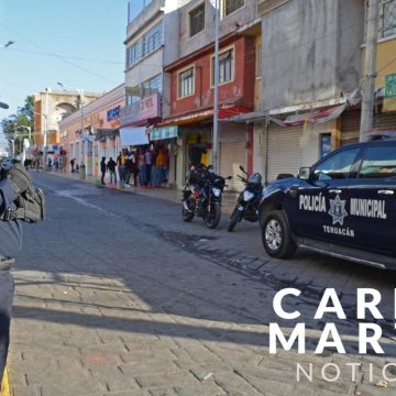 (FOTOS) Policía Municipal permanece el exterior del mercado 16 de Marzo