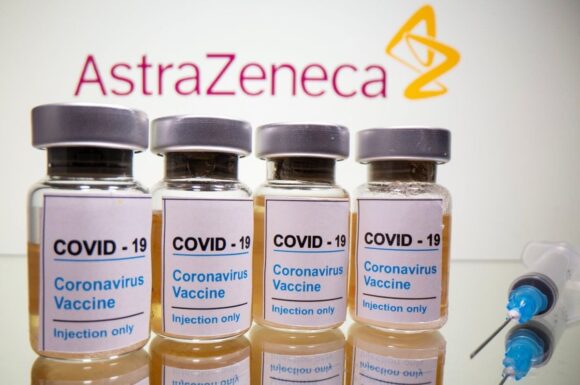 Piden la aprobación de uso de emergencia para la vacuna de AstraZeneca en India