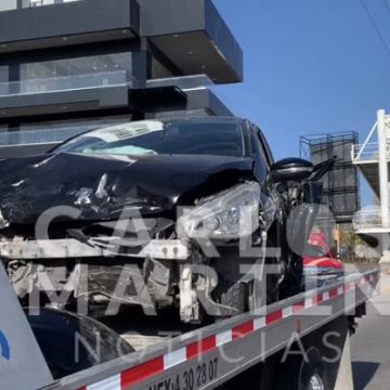 (VIDEO) Se registra accidente entre seis vehículos en Vía Atlixcáyotl