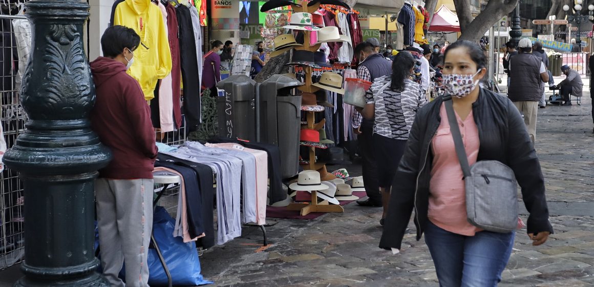 (VIDEO) Comercio ambulante provoca que no se respete la sana distancia