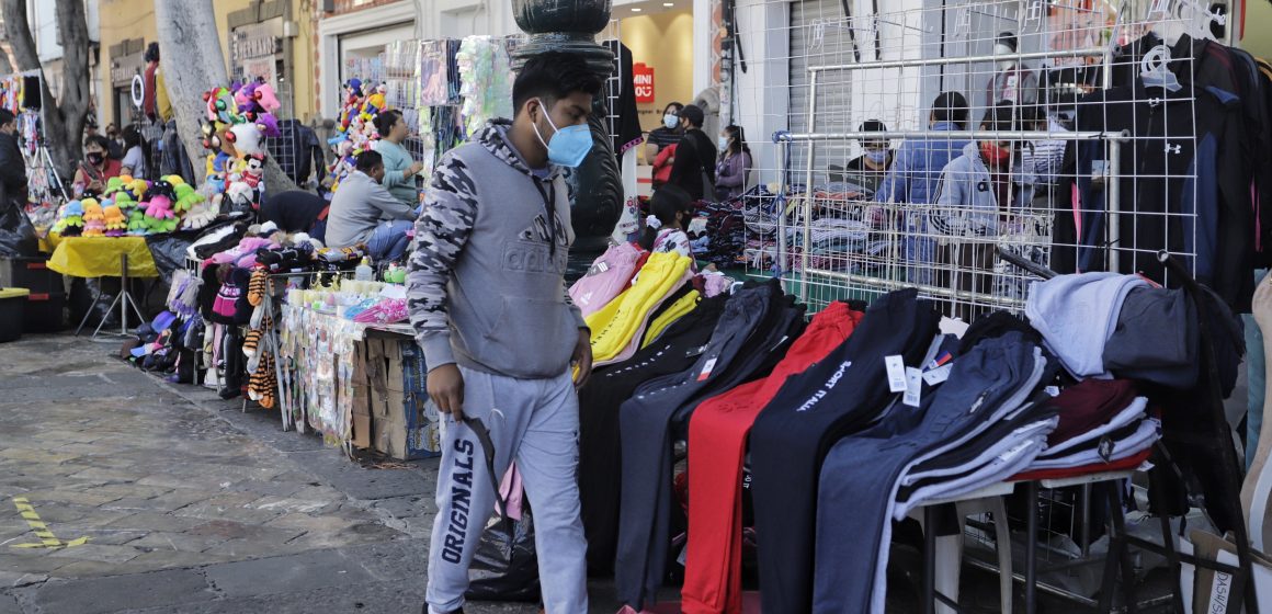 Empresarios envían carta al gobierno federal; piden constatar insalubridad de los ambulantes