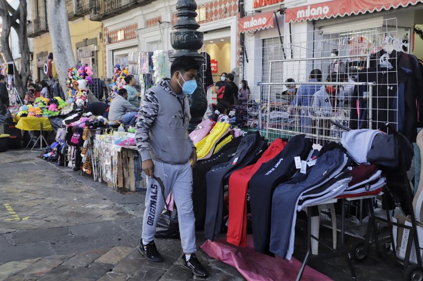 Empresarios envían carta al gobierno federal; piden constatar insalubridad de los ambulantes