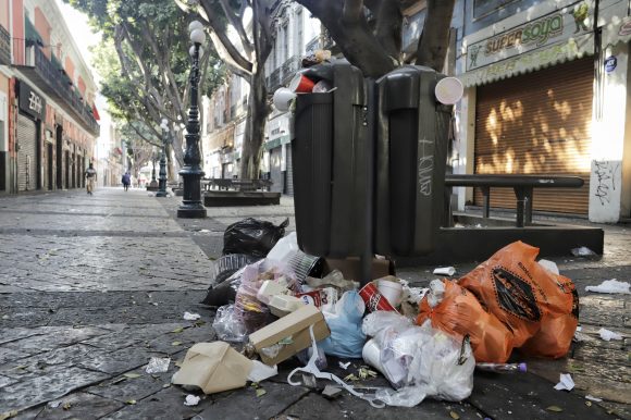 Proponen sancionar hasta con 10 años de prisión a quienes tiren basura en Puebla