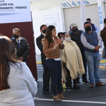 Ayuntamiento de Puebla pone concreto nuevo e instala ciclopista en Diagonal 19 Poniente