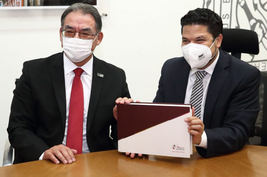 congreso-segundo-informe-447271 (ENTREVISTA) Congreso aprobó un paquete fiscal congruente a la situación económica: Biestro