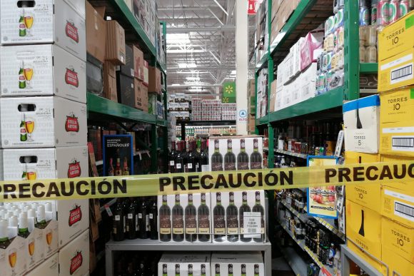 Piden COPARMEX y CANACO reconsiderar ley seca y se aplique solo fines de semana