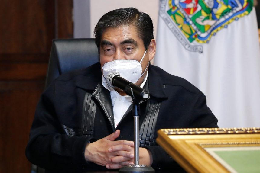 Suman 66 denuncias contra ex funcionarios involucrados en obras suntuosas: Barbosa