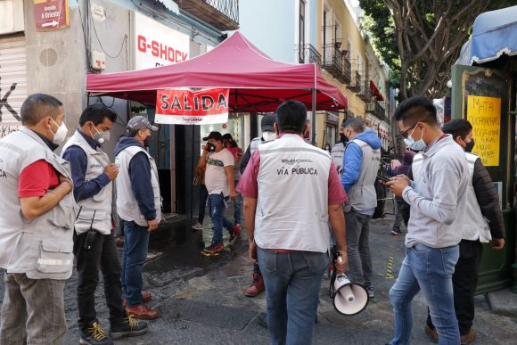 Se concentra personal de Gobernación y Protección Civil.