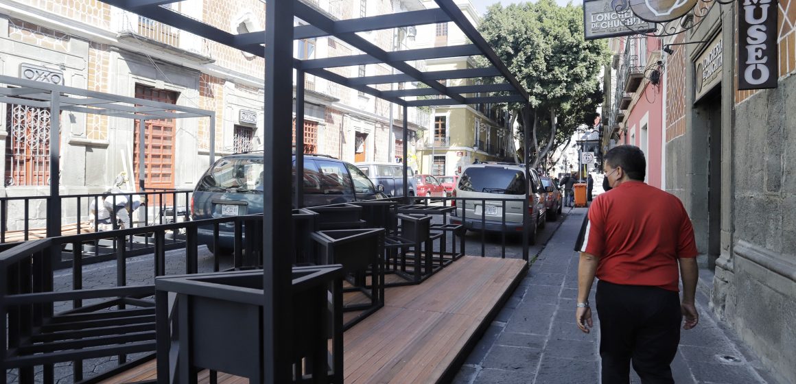 Nuevos parklets y reubicación de otros planea Ayuntamiento de Puebla