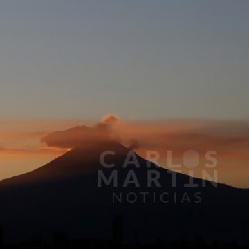 (FOTOS) Naranja atardecer del Volcán Popocatépetl