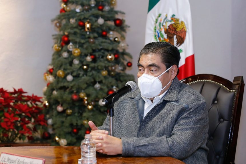 102 Con política social, gobierno enfrentará consecuencias de la pandemia: Barbosa