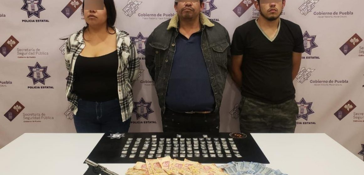 Detiene Policía Estatal a tres presuntos narcomenudistas de Tehuacán