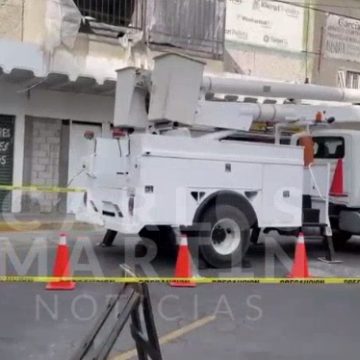 (VIDEO) Muere electrocutado albañil en construcción frente a la CAPU