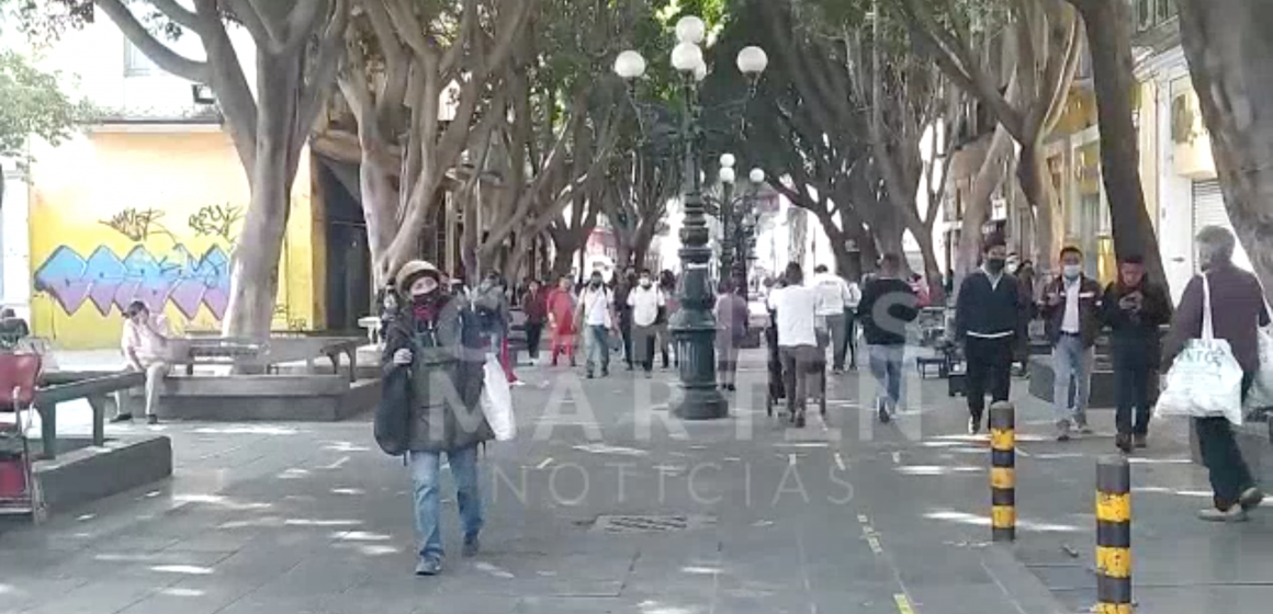 (VIDEO) Libre de ambulantes permanece el corredor 5 de Mayo