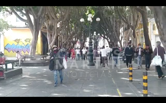 (VIDEO) Libre de ambulantes permanece el corredor 5 de Mayo