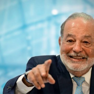 Carlos Slim critica propuesta de reducir jornada laboral a 40 horas a la semana