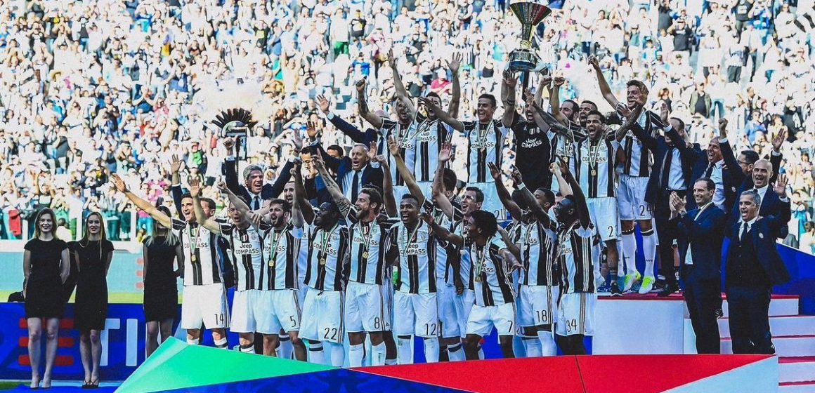 Juventus vence al Napoli y se proclama campeón